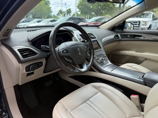 Used 2019 Lincoln MKZ Premiere FWD image 22
