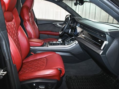 Used 2024 Audi SQ8 Prestige w/ Prestige Package image 71