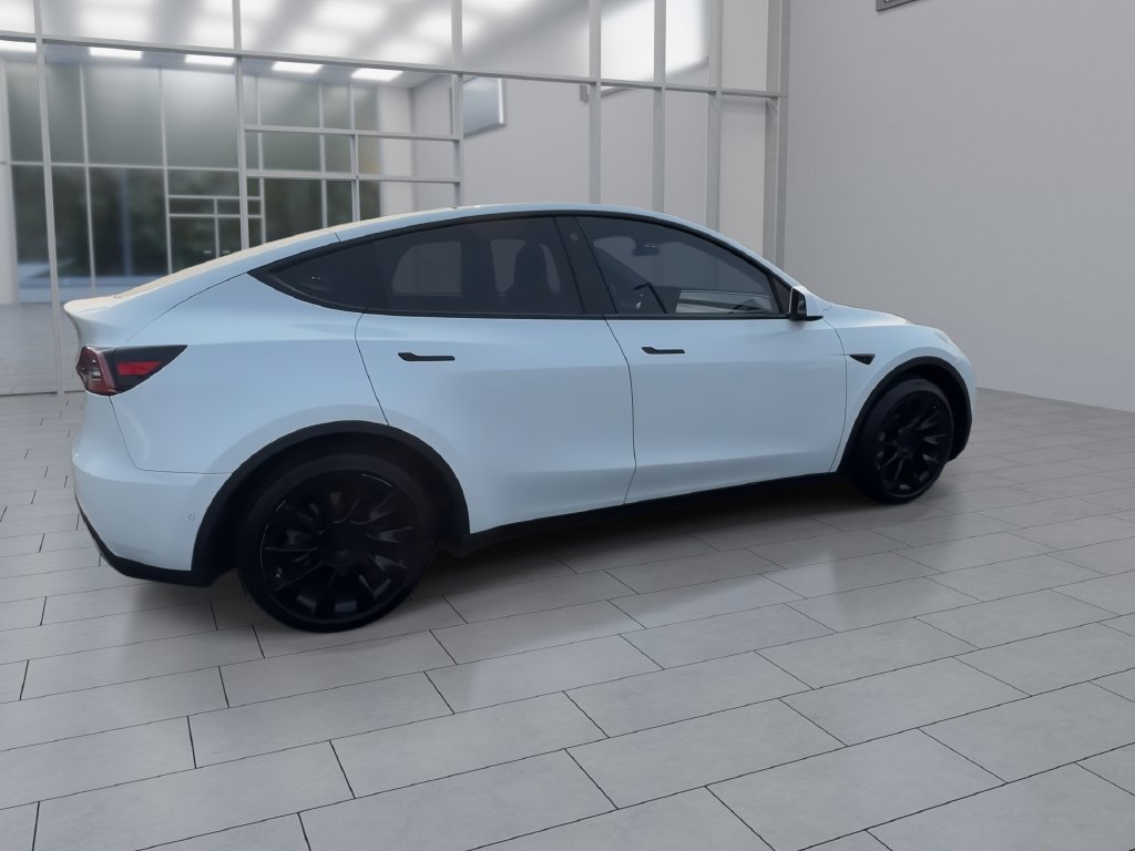 Used 2021 Tesla Model Y Long Range AWD/4WD image 8