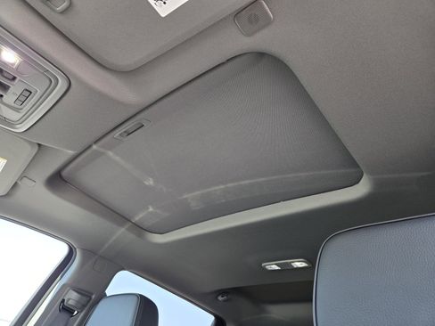 New 2025 GMC Sierra 2500 Denali w/ Denali Reserve Package image 7