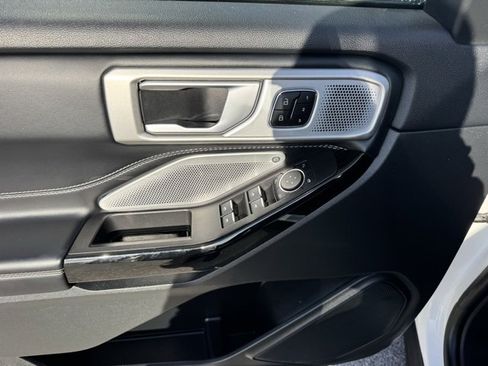 Used 2023 Ford Explorer ST w/ Equipment Group 401A image 11