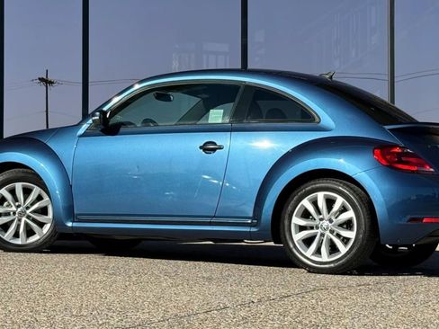 Used 2017 Volkswagen Beetle 1.8T S FWD image 6