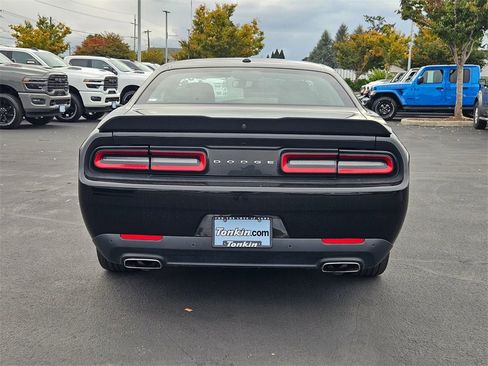 Certified 2023 Dodge Challenger GT image 5