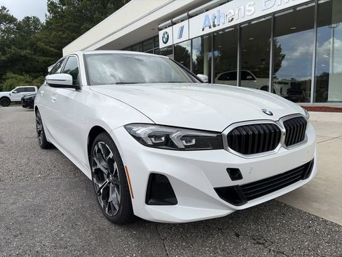 Used 2025 BMW 330i Sedan RWD image 1