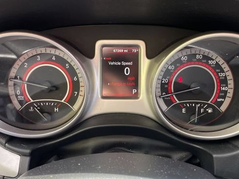 Used 2017 Dodge Journey SE FWD image 23