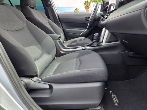 Used 2023 Toyota Corolla Cross LE w/ Moonroof Package FWD image 15
