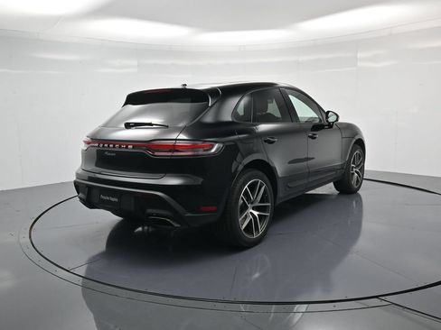 Certified 2026 Porsche Macan AWD/4WD image 30