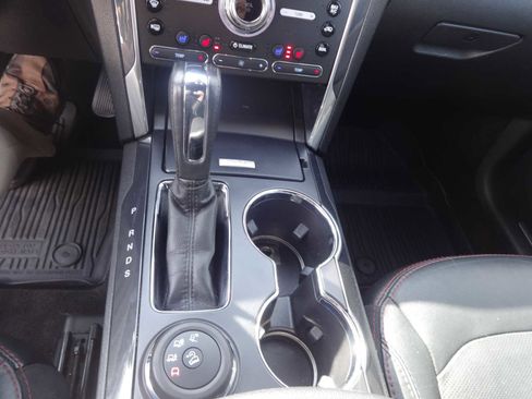 Used 2018 Ford Explorer Sport w/ Equipment Group 401A image 20