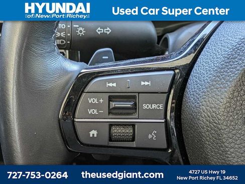 Used 2025 Honda Civic Sport image 27