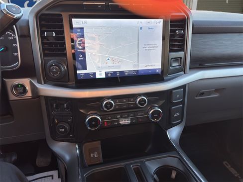 Certified 2022 Ford F150 XLT w/ Equipment Group 302A High image 24