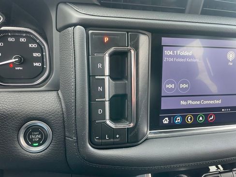 Used 2021 GMC Yukon XL Denali AWD/4WD image 12