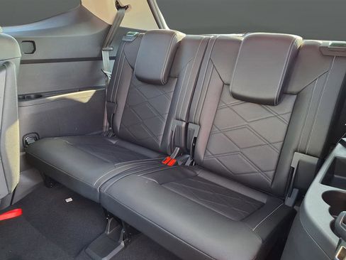 New 2026 Volkswagen Atlas SE image 42