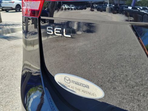 Used 2024 Volkswagen Tiguan SEL R-Line image 7