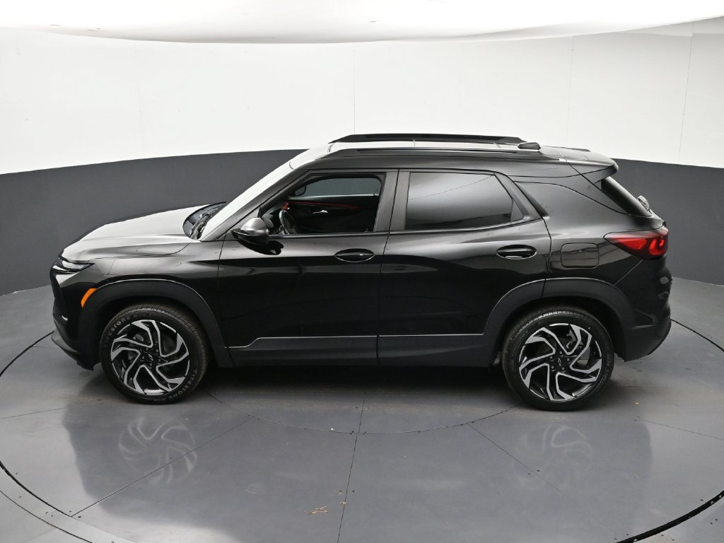 Used 2024 Chevrolet TrailBlazer RS w/ Convenience Package AWD/4WD image 17