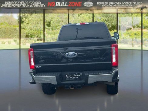 Certified 2023 Ford F250 XLT AWD/4WD image 4