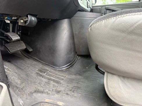 Used 2024 GMC Savana 2500 w/ Driver Convenience Package RWD image 27
