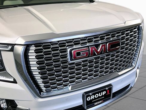 Used 2023 GMC Yukon Denali w/ Max Trailering Package AWD/4WD image 29