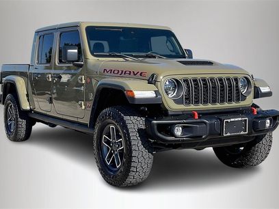 Used 2025 Jeep Gladiator Mojave