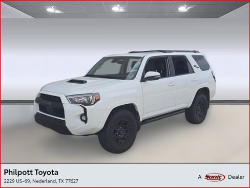 Used 2024 Toyota 4Runner TRD Off-Road Premium image 1