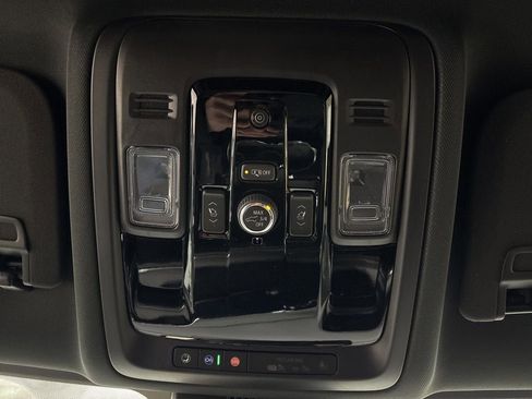 New 2026 Chevrolet Suburban LT w/ Comfort Package image 27