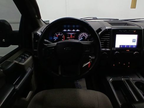 Used 2020 Ford F150 XLT w/ Equipment Group 302A Luxury AWD/4WD image 14