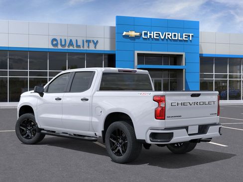 New 2026 Chevrolet Silverado 1500 Custom image 3
