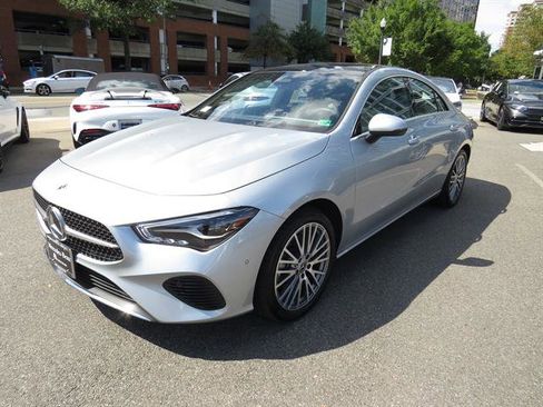 Used 2025 Mercedes-Benz CLA 250 4MATIC image 1