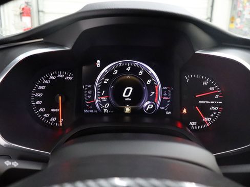 Used 2017 Chevrolet Corvette Stingray Coupe image 19