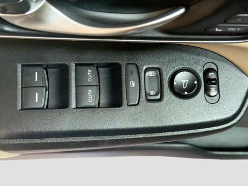 Used 2017 Honda CR-V EX-L image 15