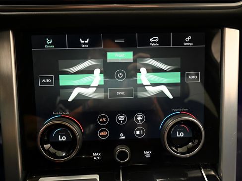 Used 2019 Land Rover Range Rover Long Wheelbase Supercharged image 26