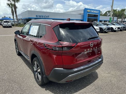 Used 2023 Nissan Rogue SL FWD image 14