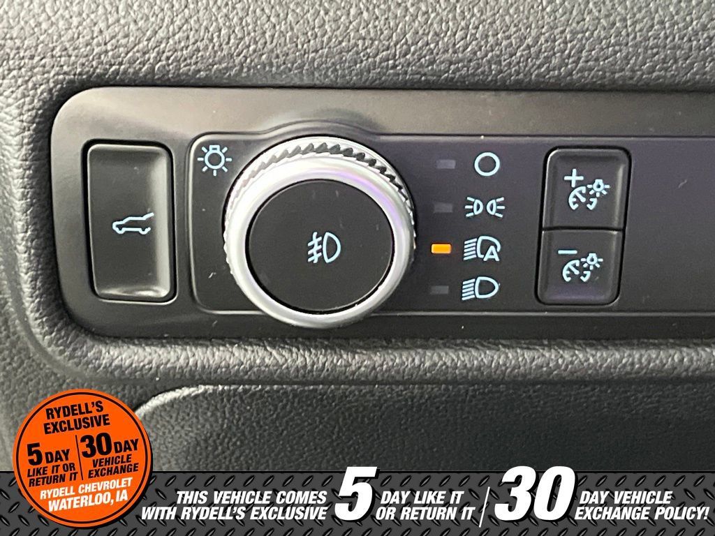 Used 2021 Ford Explorer Limited w/ Equipment Group 301A AWD/4WD image 23