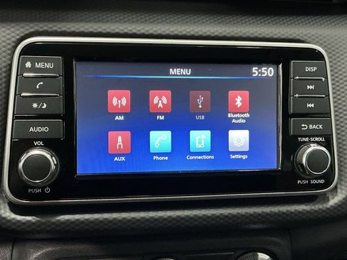 Used 2024 Nissan Kicks S image 5