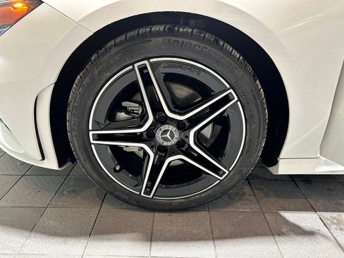 Used 2023 Mercedes-Benz CLA 250 4MATIC image 35