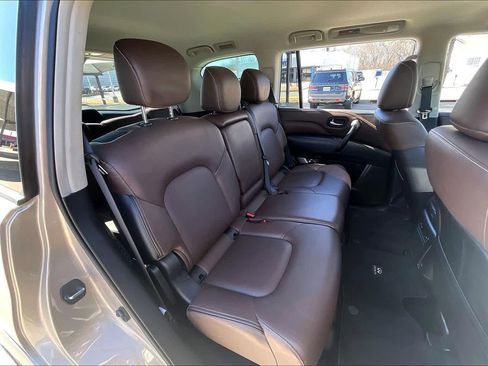 Used 2023 INFINITI QX80 Premium Select image 19