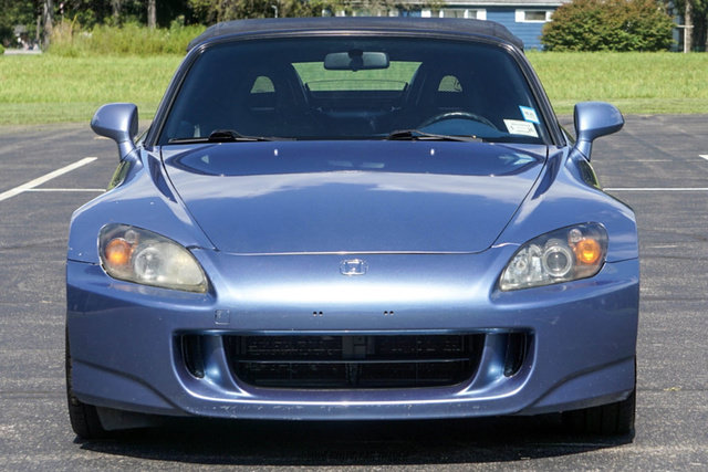 Used 2004 Honda S2000 image 16