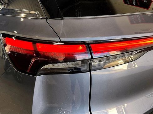 Used 2022 INFINITI QX60 Sensory image 20