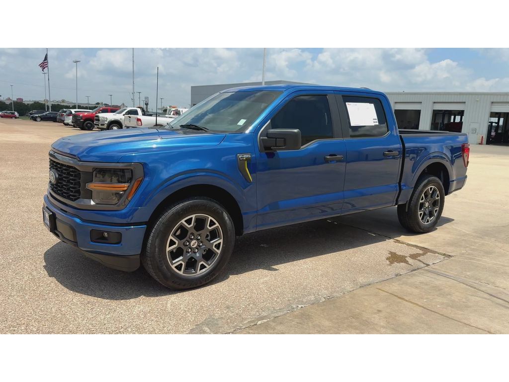 Used 2025 Ford F150 STX w/ Equipment Group 200A RWD image 4