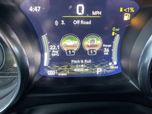 Used 2022 Jeep Wrangler Unlimited Sahara w/ Cold Weather Group image 13