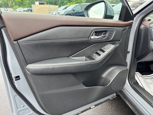 Used 2023 Nissan Rogue SL w/ SL Premium Package AWD/4WD image 22