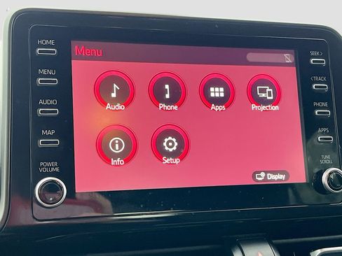 Used 2019 Toyota C-HR LE image 14