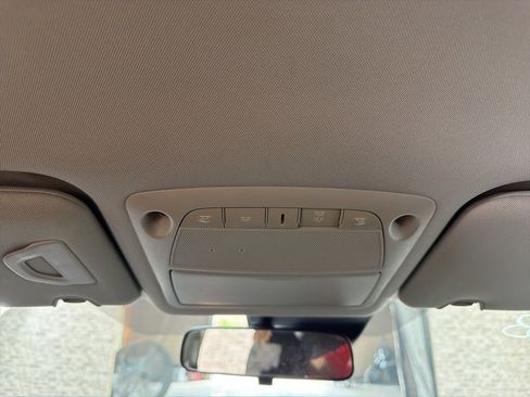 Used 2020 Nissan Rogue SV w/ Premium Package FWD image 21