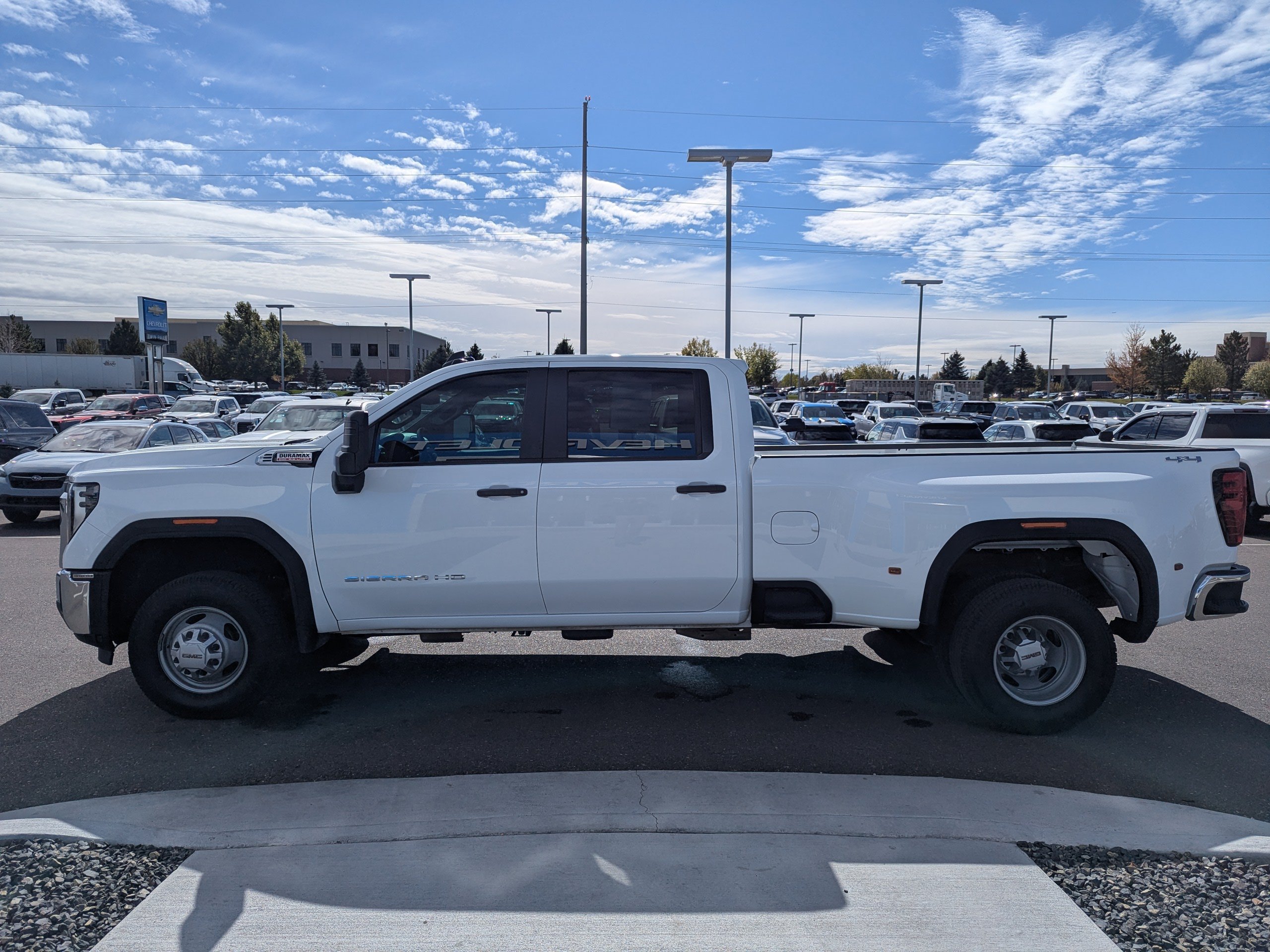 Certified 2024 GMC Sierra 3500 Pro AWD/4WD image 8