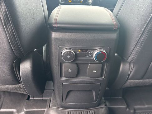 Used 2023 Ford Explorer ST-Line AWD/4WD image 30