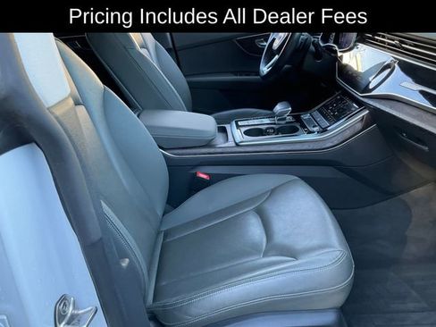 Used 2020 Audi Q8 Premium Plus w/ Premium Plus Package AWD/4WD image 22