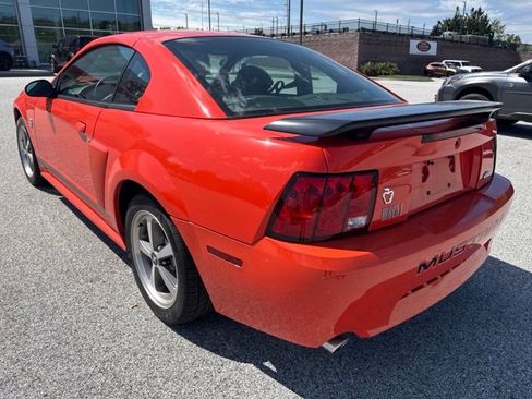 Used 2004 Ford Mustang Mach 1 RWD image 5