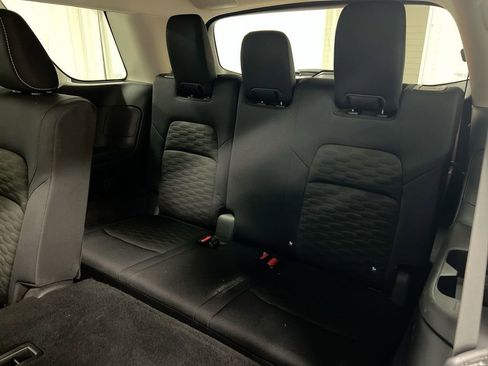 Used 2024 Nissan Pathfinder SV image 23