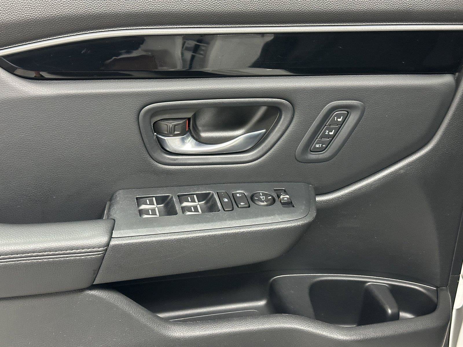 Used 2025 Honda Pilot Touring image 21