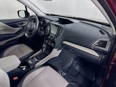 Used 2023 Subaru Forester Limited image 38