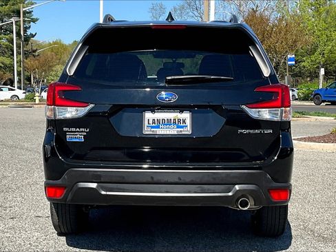 Used 2022 Subaru Forester Limited AWD/4WD image 4